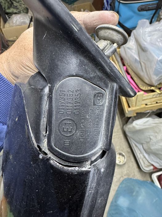 Продам зеркала БМВ е34 правое, рест…