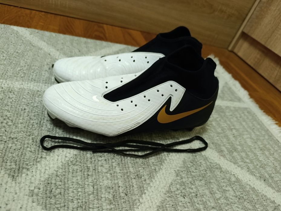 Phantom Luna marimea 44 ( 28 cm )