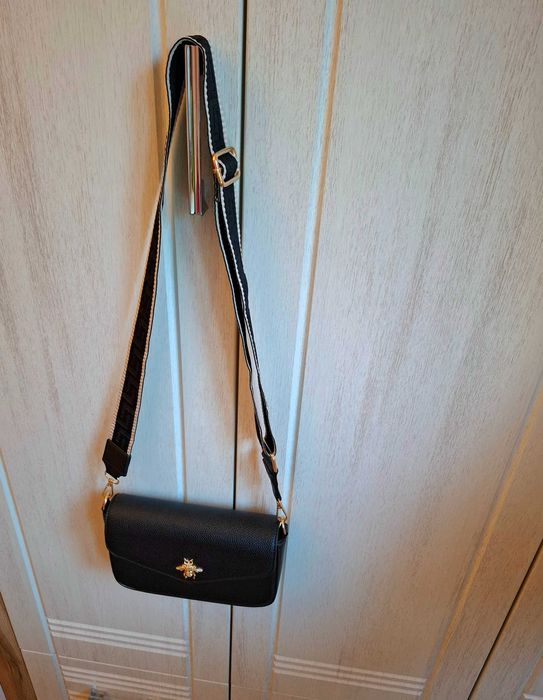 Нова дамска чанта