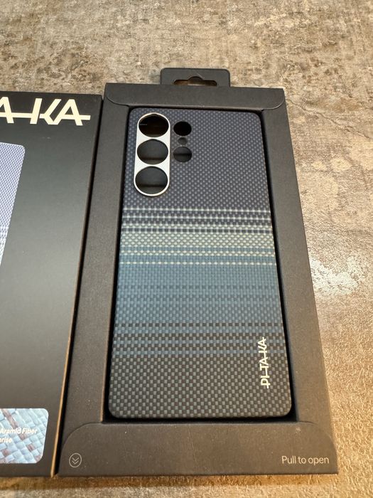 Кейс Pitaka за Samsung s25 ultra + подарък