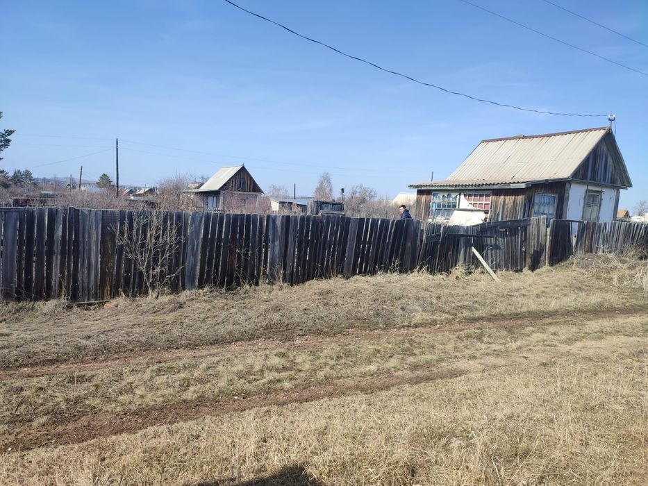 Продам Дачу с водой и со светом.