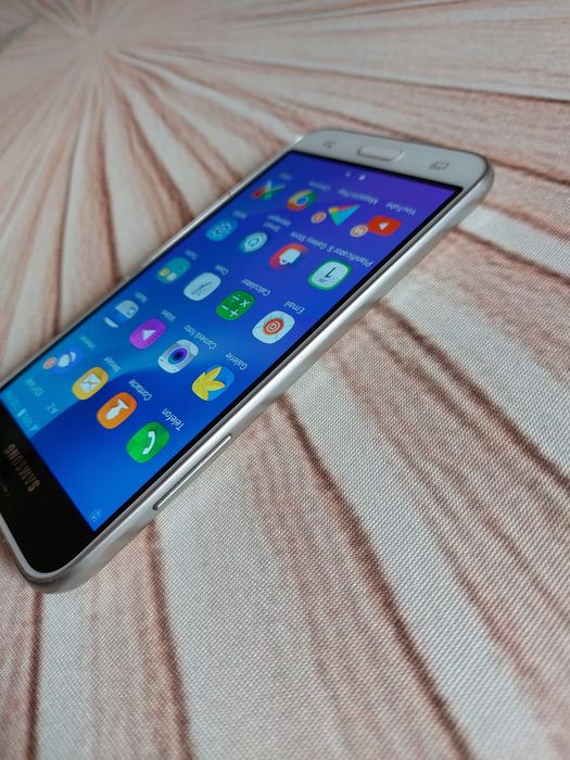 Samsung Galaxy J3