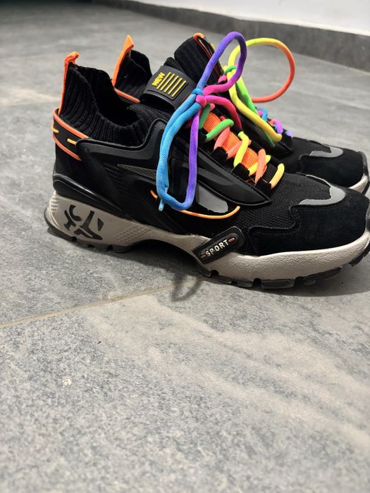 Дамски маратонки