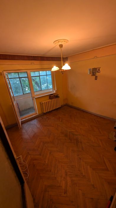 Apartament 3 camere- Al. Vlahuta Nr.4