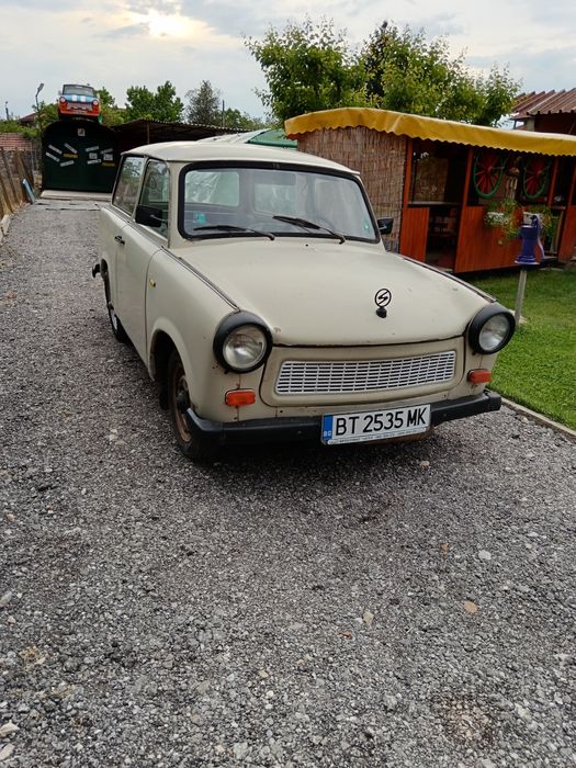 Продавам Трабант 601s