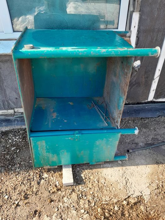 Верстак слесарный