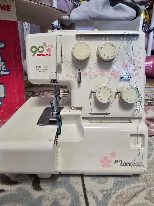 Оверлок Janome MyLock 204D