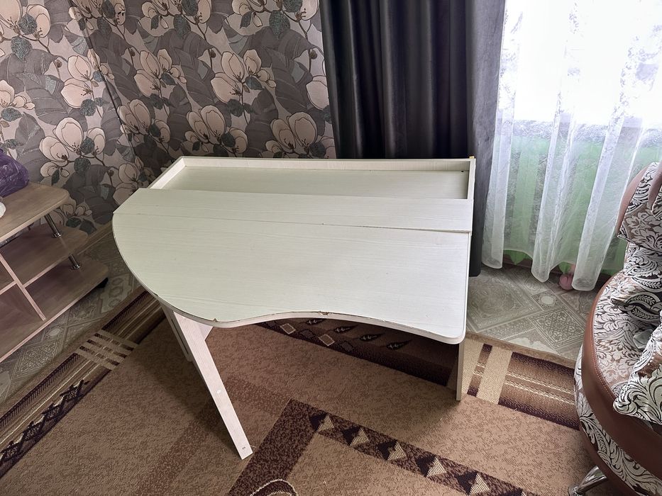 Продам стол складной