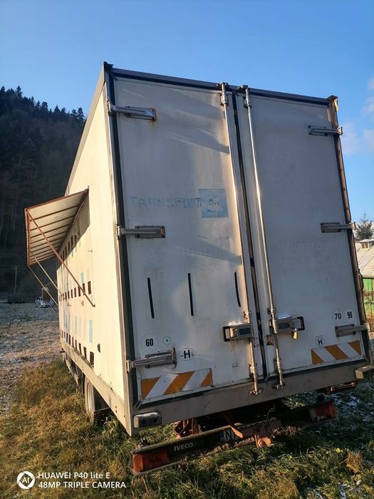 Camion omologat apicol