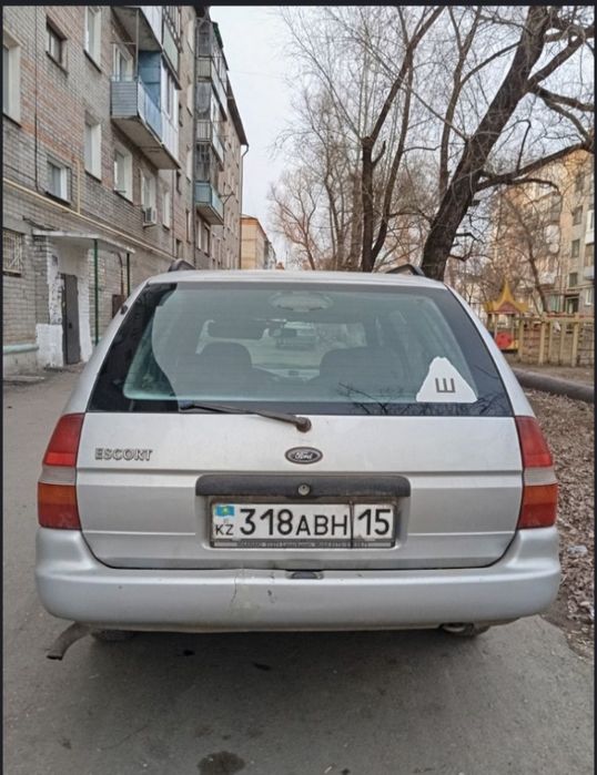 Продам Ford Escort
