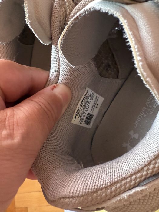 Under Armour Venture pro