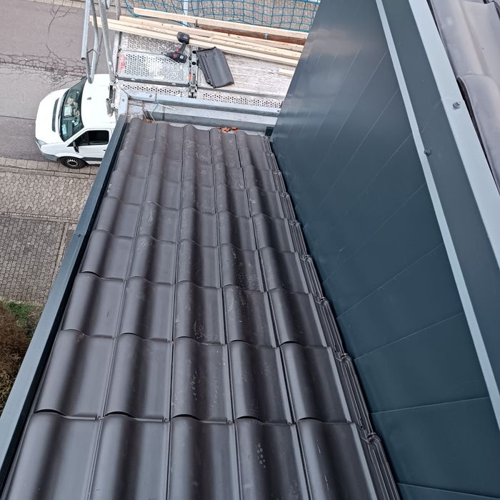 Constructii  Acoperisuri Case - Constructie Acoperis Bloc - Montaje