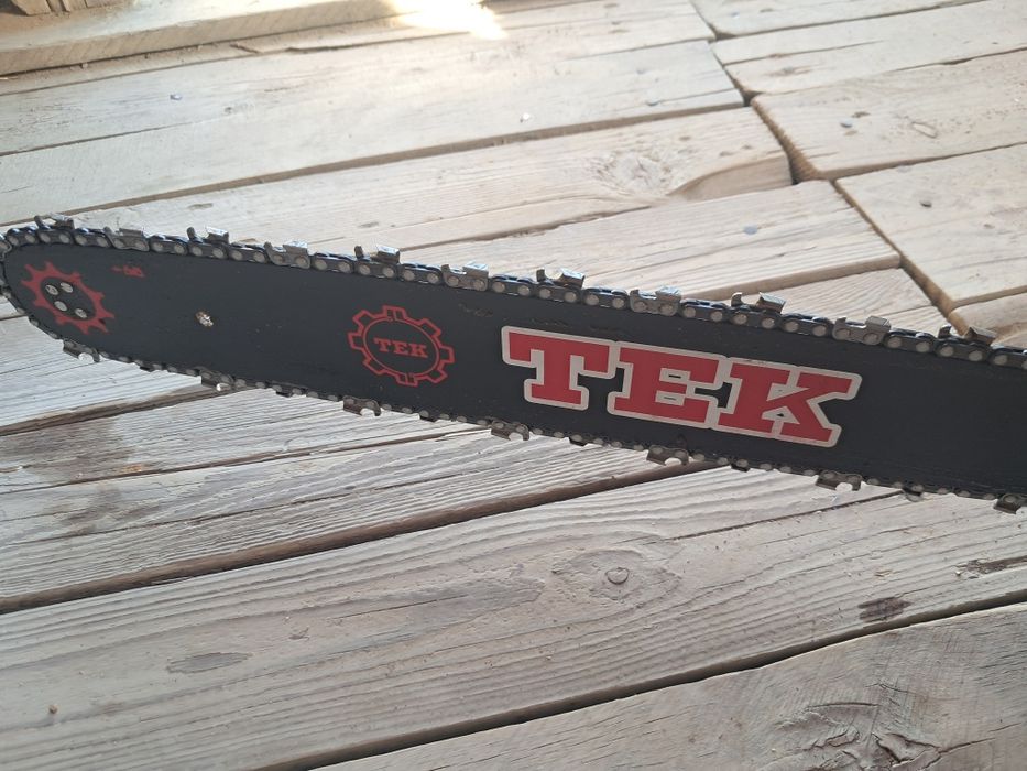 Продам бензопилу TEK