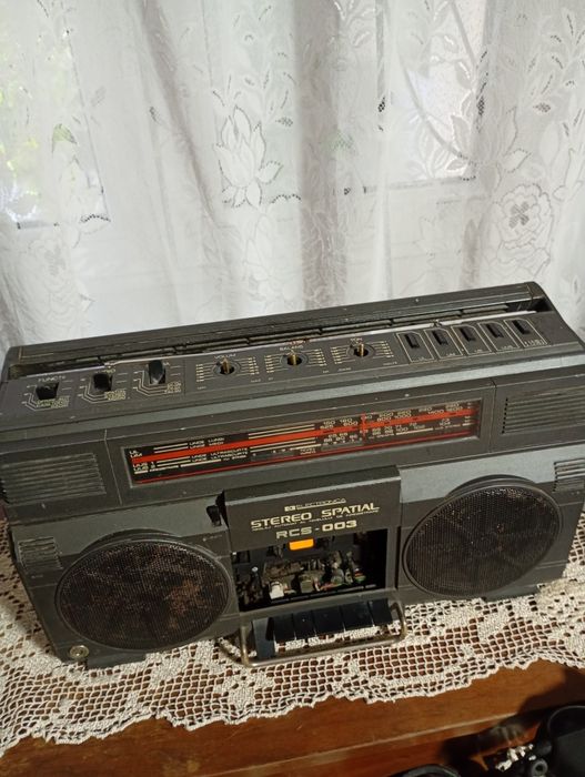 Radiocasetofon/,radio.