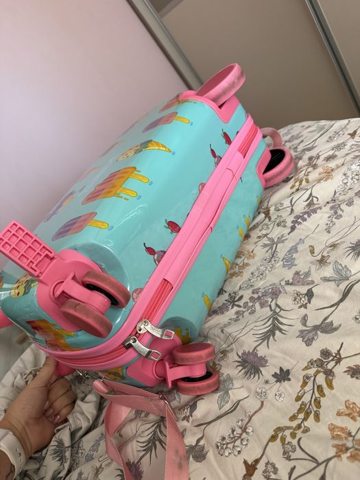 Valiza gen Trunki