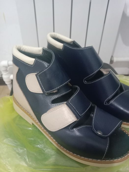 Продам ортопедические обуви