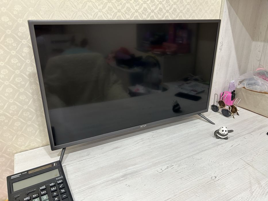 Продам телевизор KIVI 32F710KB