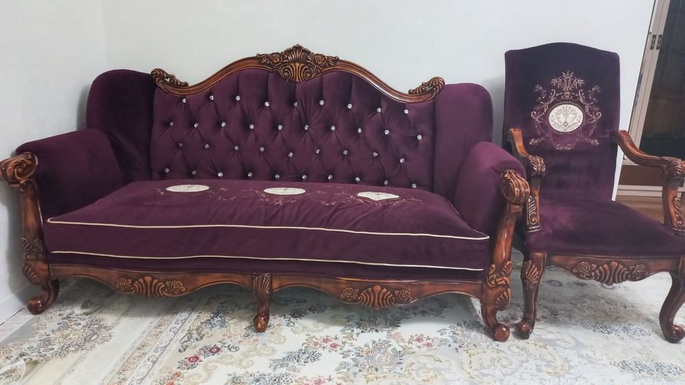 Диван и кресло б/у