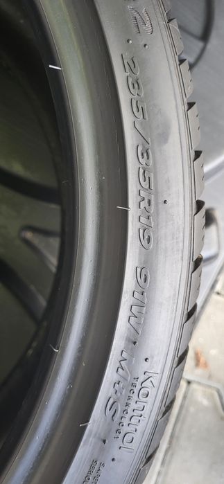 2 anvelope 235 35 19 hankook iarna 2018 7mm