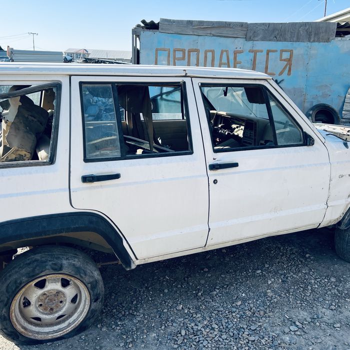 Запчасти для Jeep Cheroke 1994 задный мост