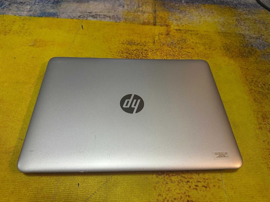 laptop Hp probook 430 g4, i3 gen 7 , ssd 120gb, baterie buna