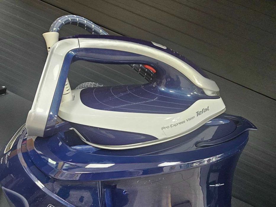 Stație de călcat cu abur Tefal Pro Express Vision GV9812 3000 - Cod 130085