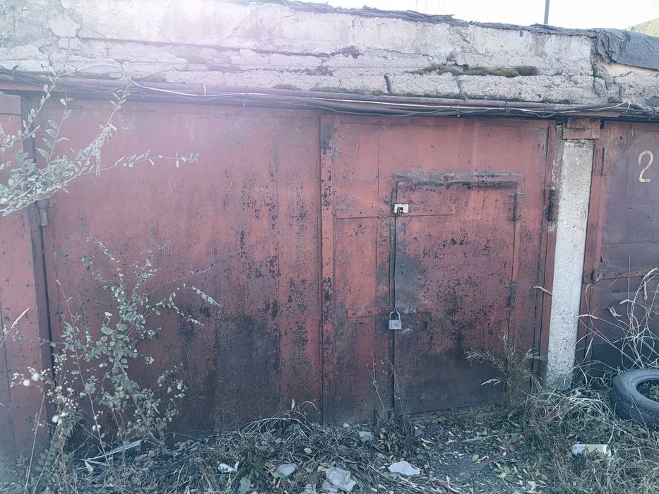 Продам гараж под хранения
