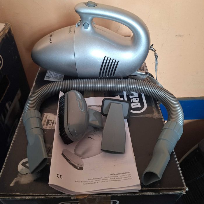 Компактна ръчна прахосмукачка внос от Германия - чисто нова