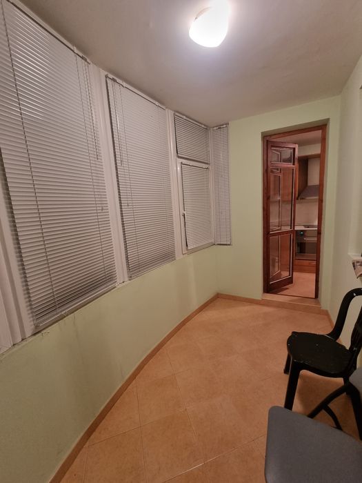 Продава се Четиристаен апартамент в Плевен, Идеален център - 106 кв.м за 1406 €/кв.м - Снимка #3