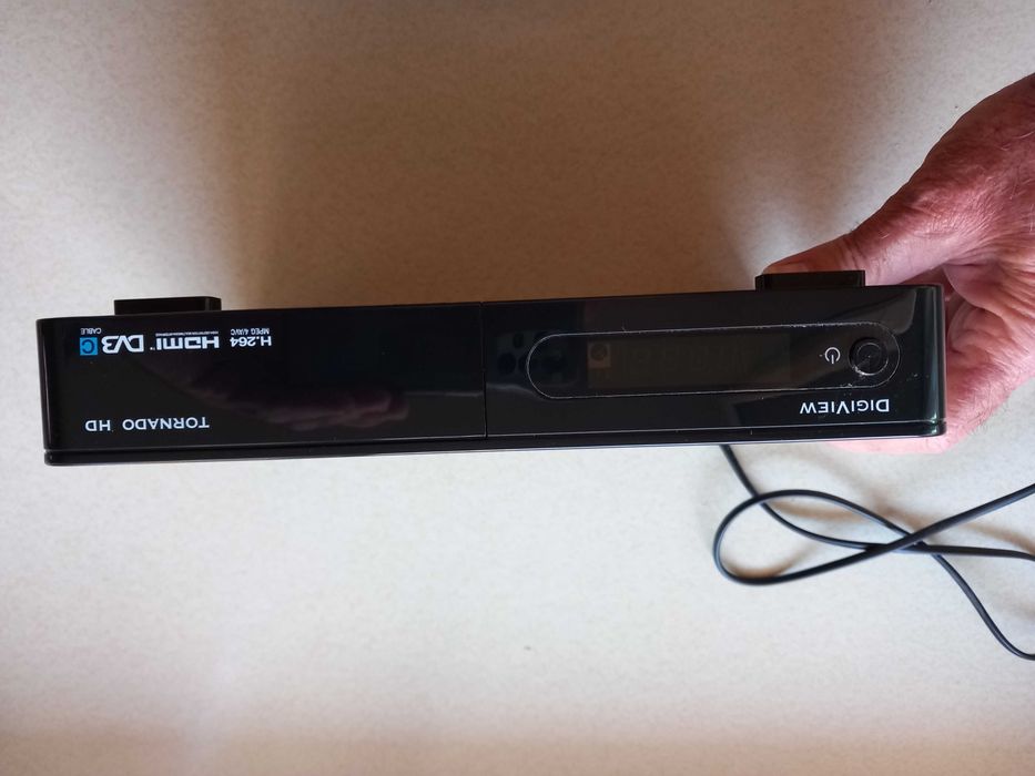 Топ сет бокс за цифрова телевизия DigiView Tornado HD