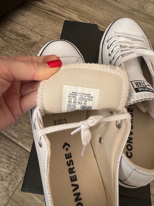 Маратонки Converse