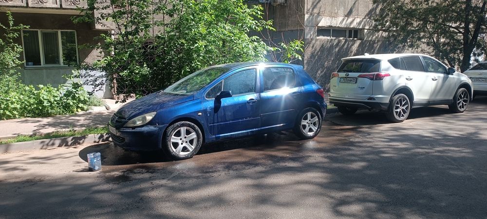 Продам Пежо 307 1.6 мех бензин.