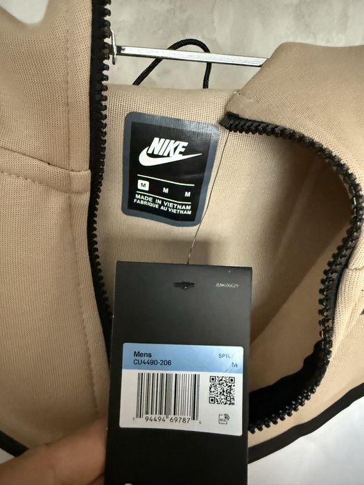 Оригинален анцуг Nike tech