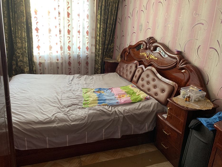 Спальный гарнитур