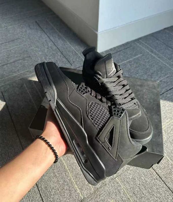 Jordan 4 Retro Black Cat