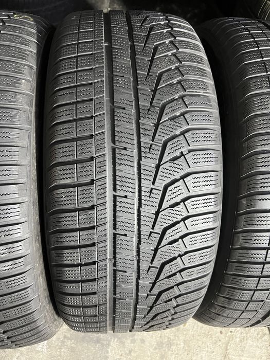 4 anvelope de iarna 255/50/19 Hankook!