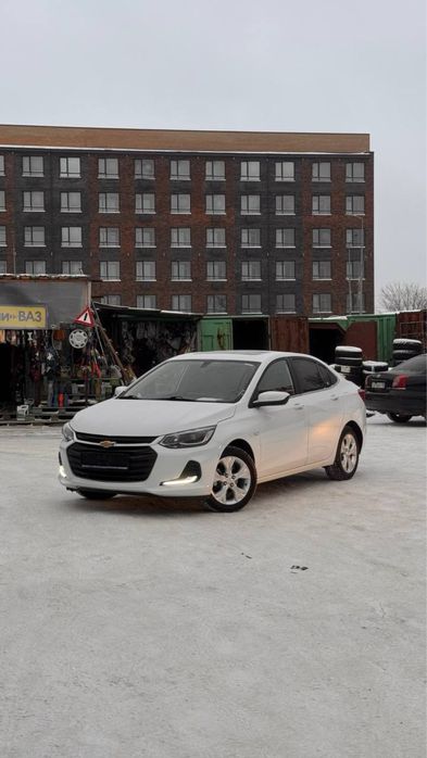Продам шевроле оникс 2024
