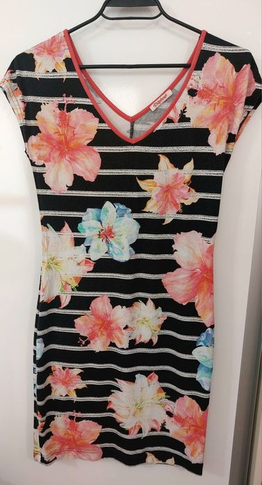 Рокля на цветя Daphne