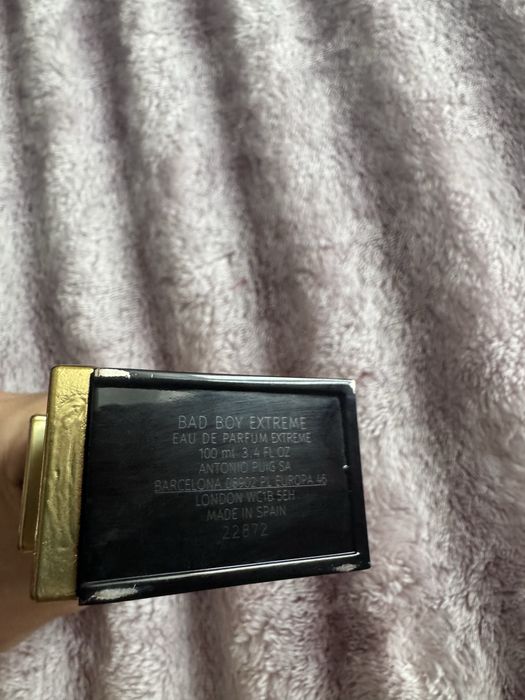 духи Carolina Herrera