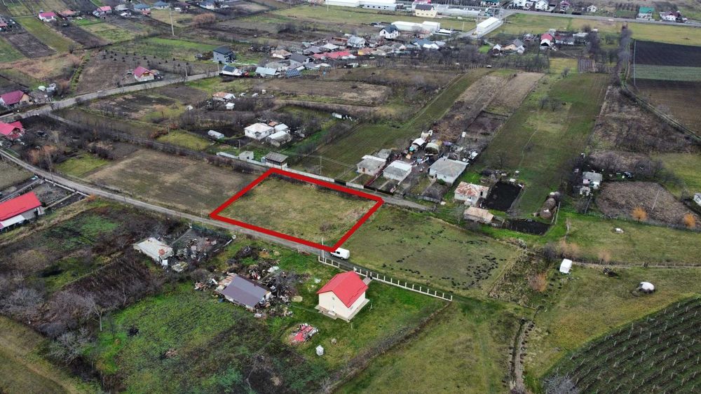 OCAZIE teren PERFECT PLAN – 1.800 mp, acces 2 drumuri lângă E58