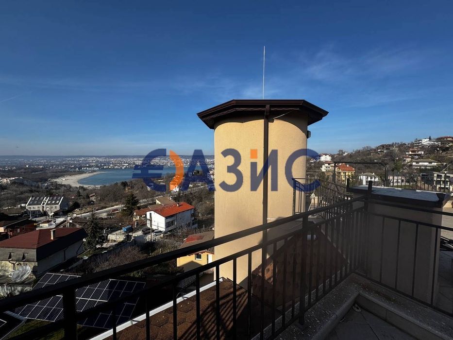 Продава се Двустаен апартамент в Варна, Център - 60 кв.м за 1917 €/кв.м - Снимка #2