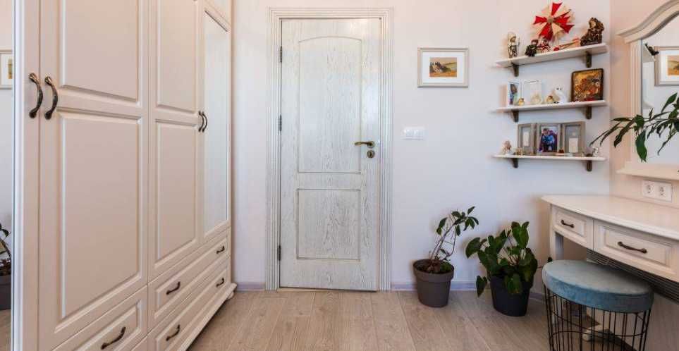 Дава се под наем Тристаен апартамент в Бургас, Зорница - 122 кв.м за 561 € - Снимка #9