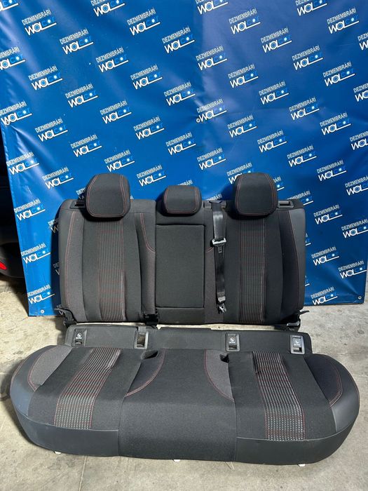 Interior peugeot 308 hatchback 2018