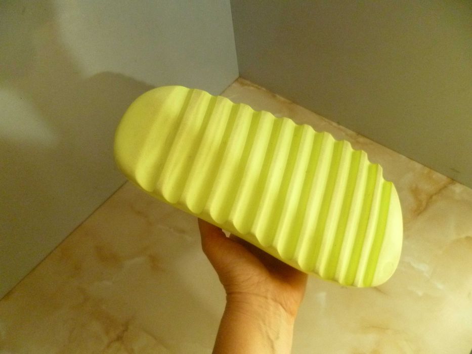 ADIDAS чехли №39