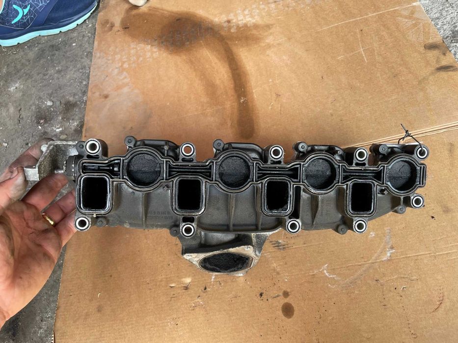 Galerie admisie cu clapete Volkswagen Passat B6 2.0 TDI CBA