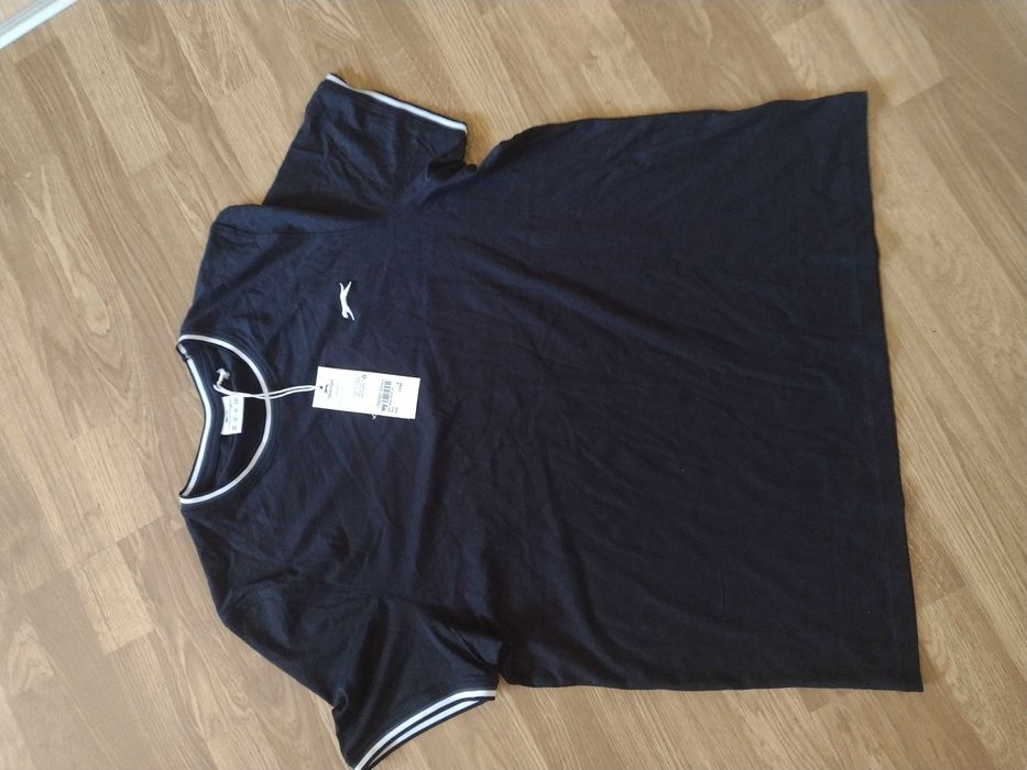 Pantaloni scurți bărbați L și tricouri XL