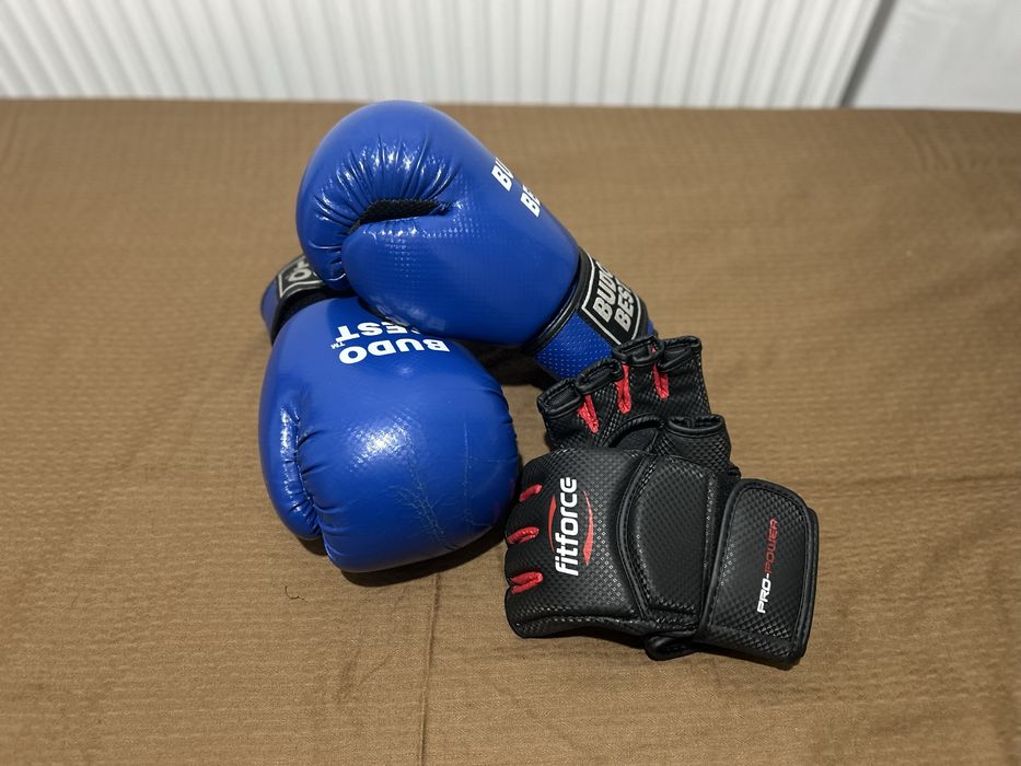 Vand echipament complet pentru box / kickbox / MMA – stare foarte buna
