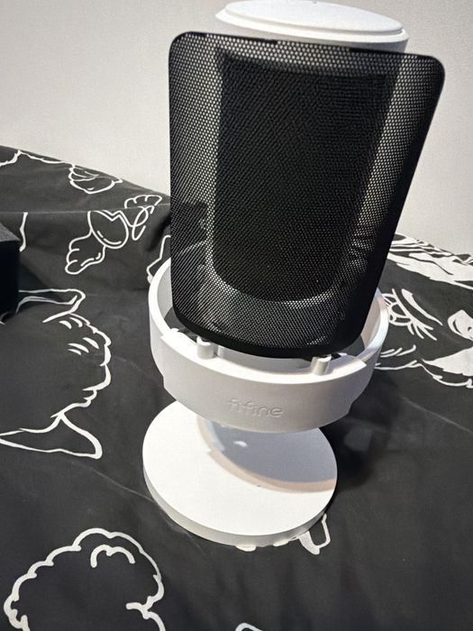 продаю микрофон fifine