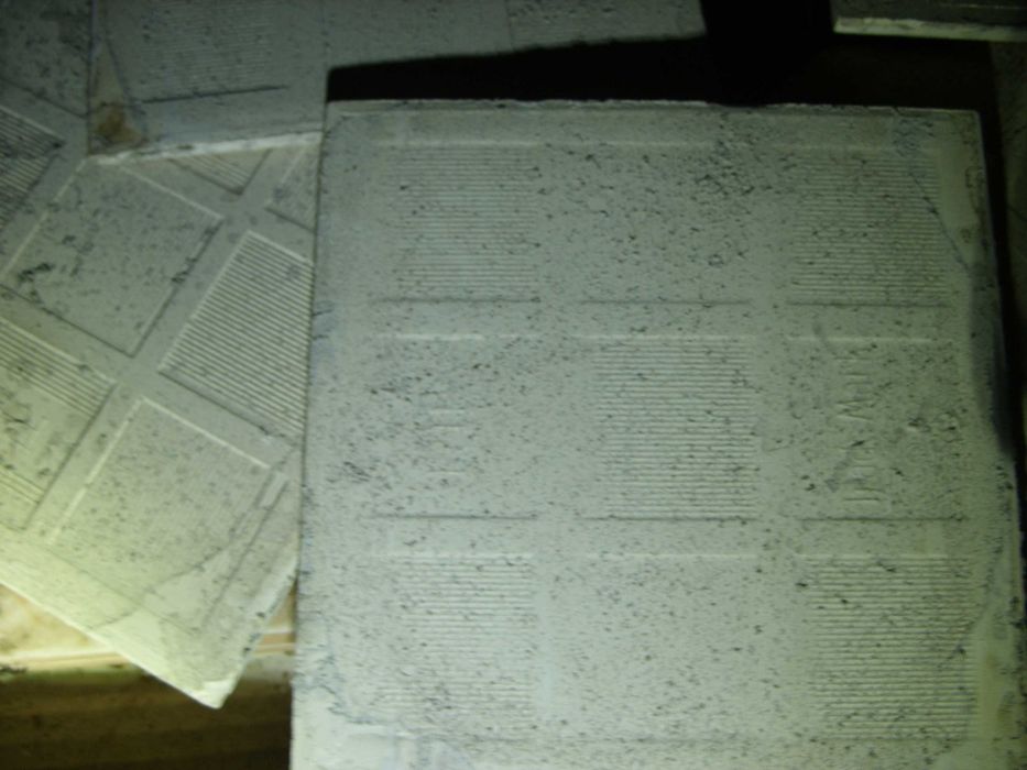 Фаянсови бели плочки 15/15 от соца