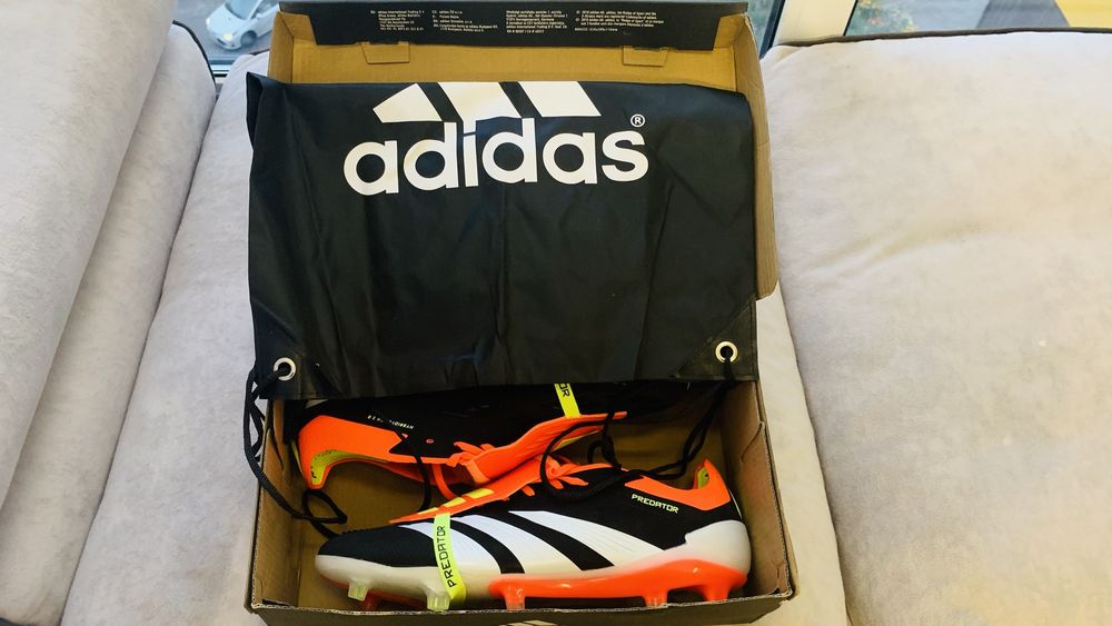 Футбольные бутсы Adidas Predator Elite